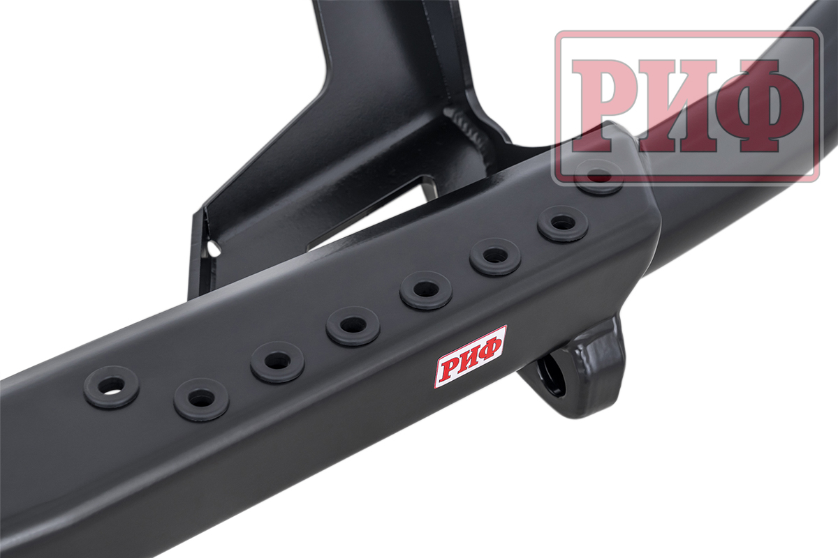 картинка Бампер РИФ задний Mitsubishi Pajero Sport 2021+ c квадратом