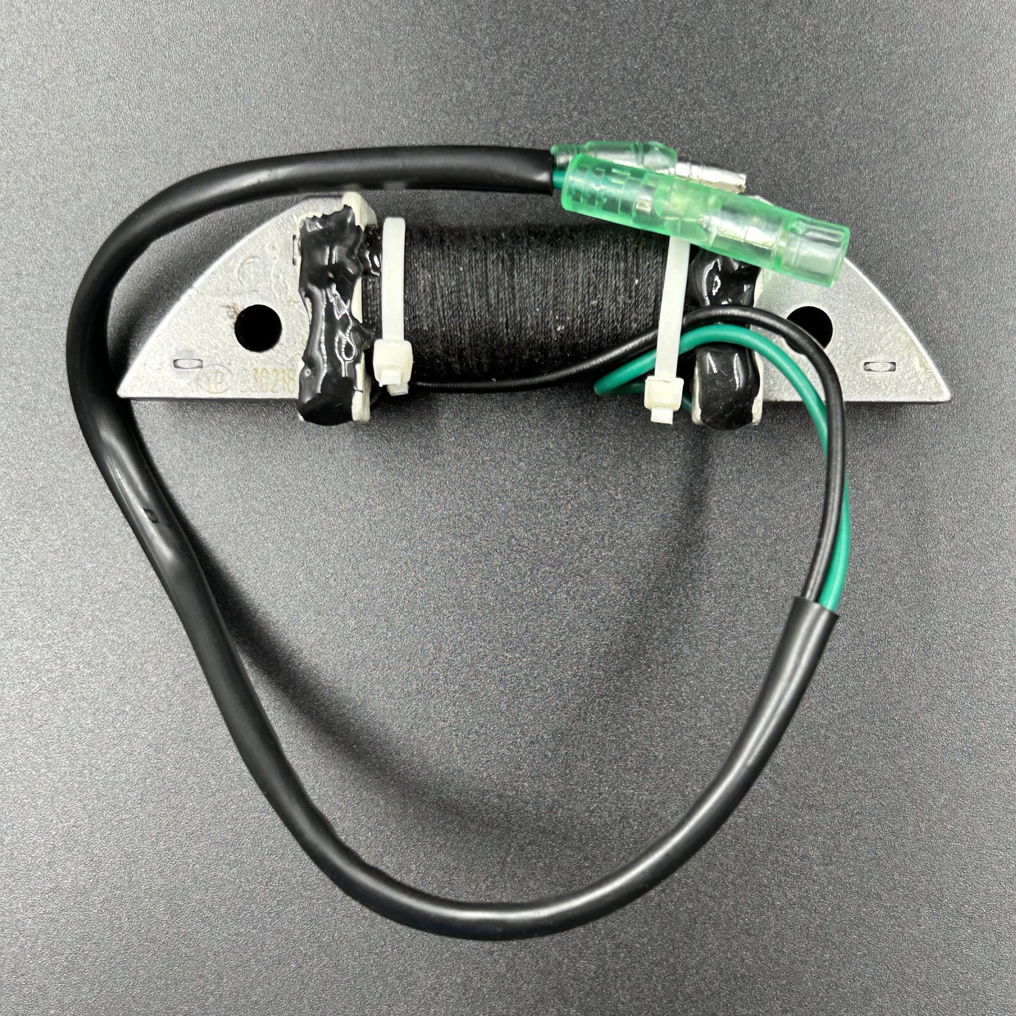 картинка Катушка зажигания подмаховиковая Tohatsu 8-9.8 (WUHU)