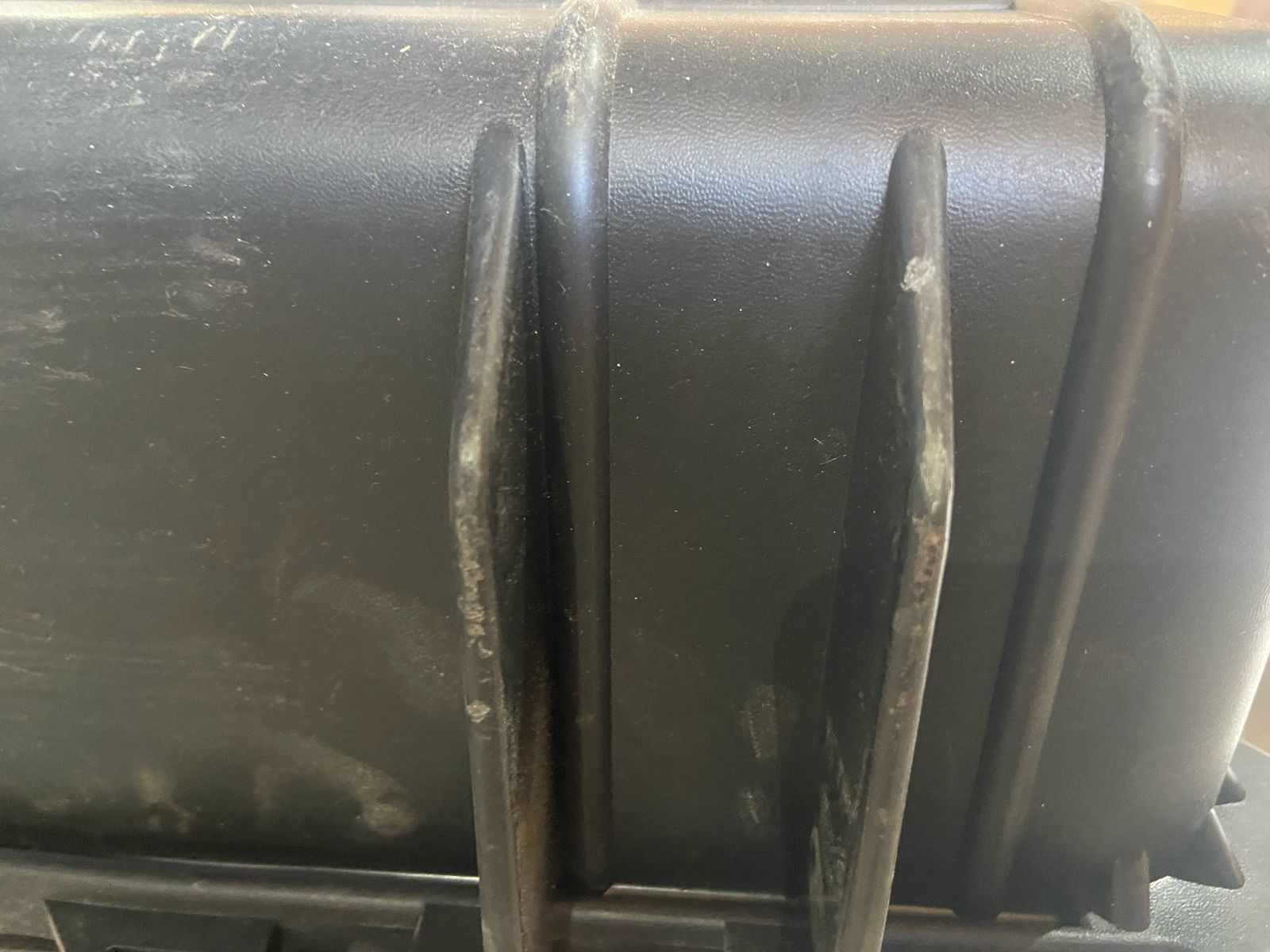 картинка Компрессор переносной 12V YURUI 119 л/мин 13,6 атм