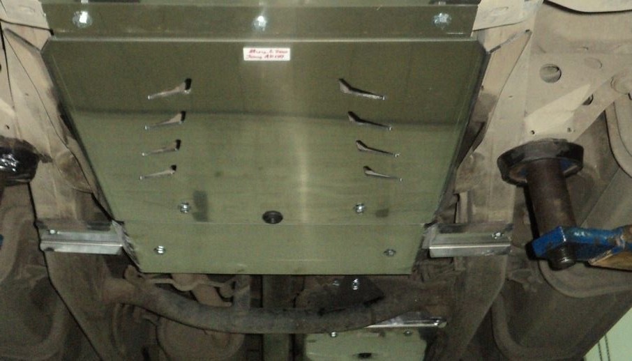 картинка Крышка (кунг) кузова для Mitsubishi L200 (двойная кабина) (2015-2019)/Fiat Fullback (двойная кабина) (2016-) (3 двери) (белая) АВС-Дизайн ABC.MCCL200.