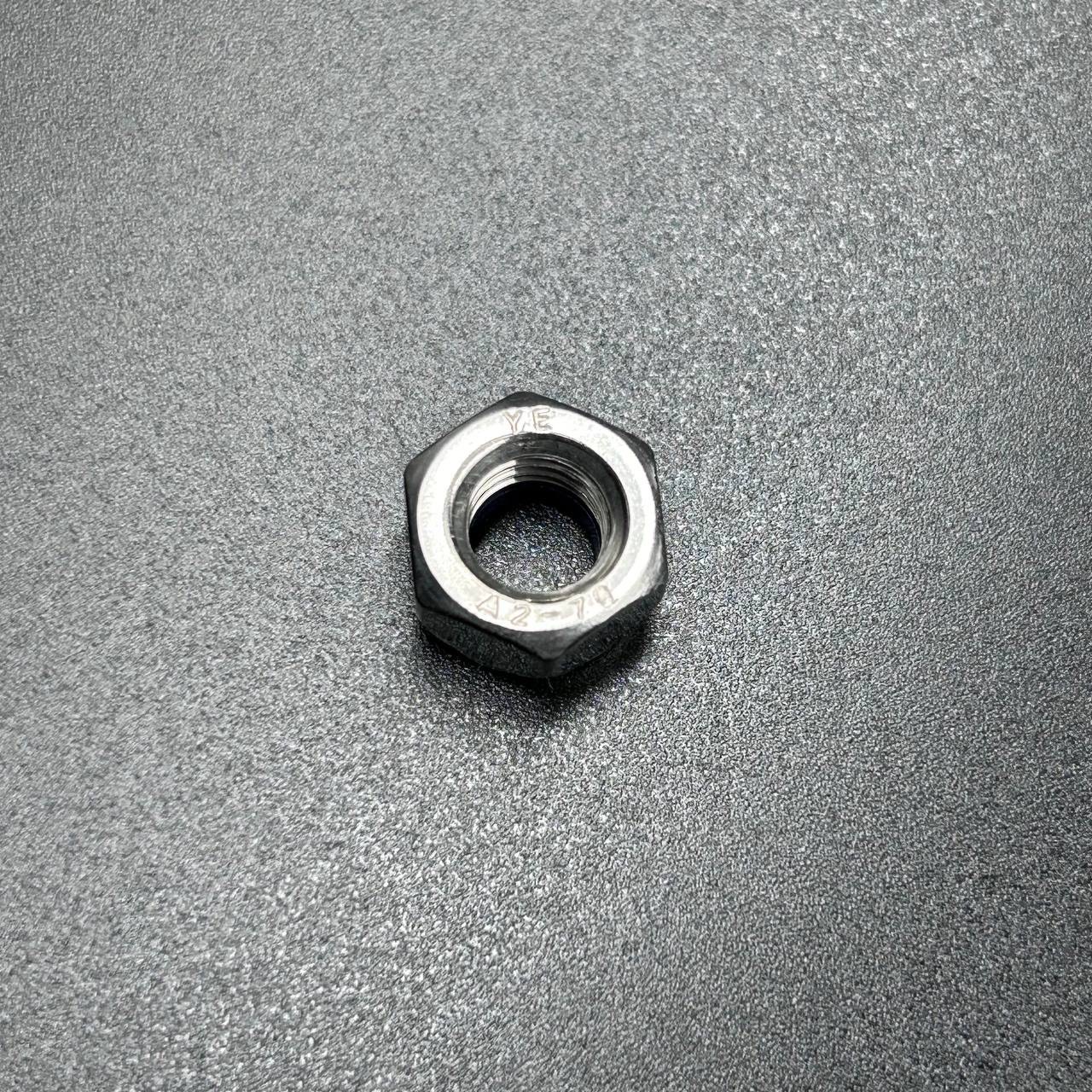 картинка Гайка самоконтрящаяся Yamaha (YUELANG)