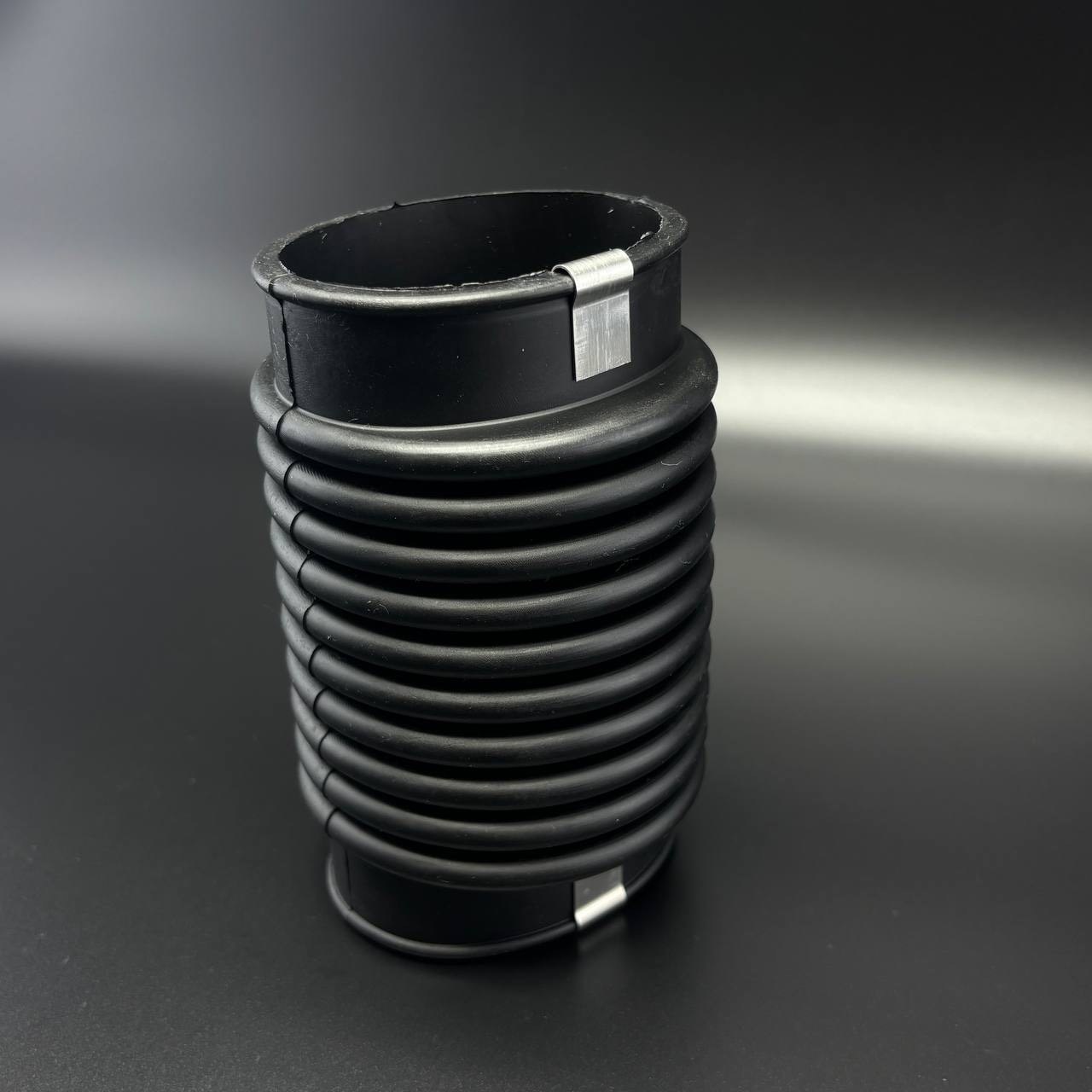 картинка Труба гофрированная резиновая BELLOWS ASSY (18654A1) (Quicksilver)