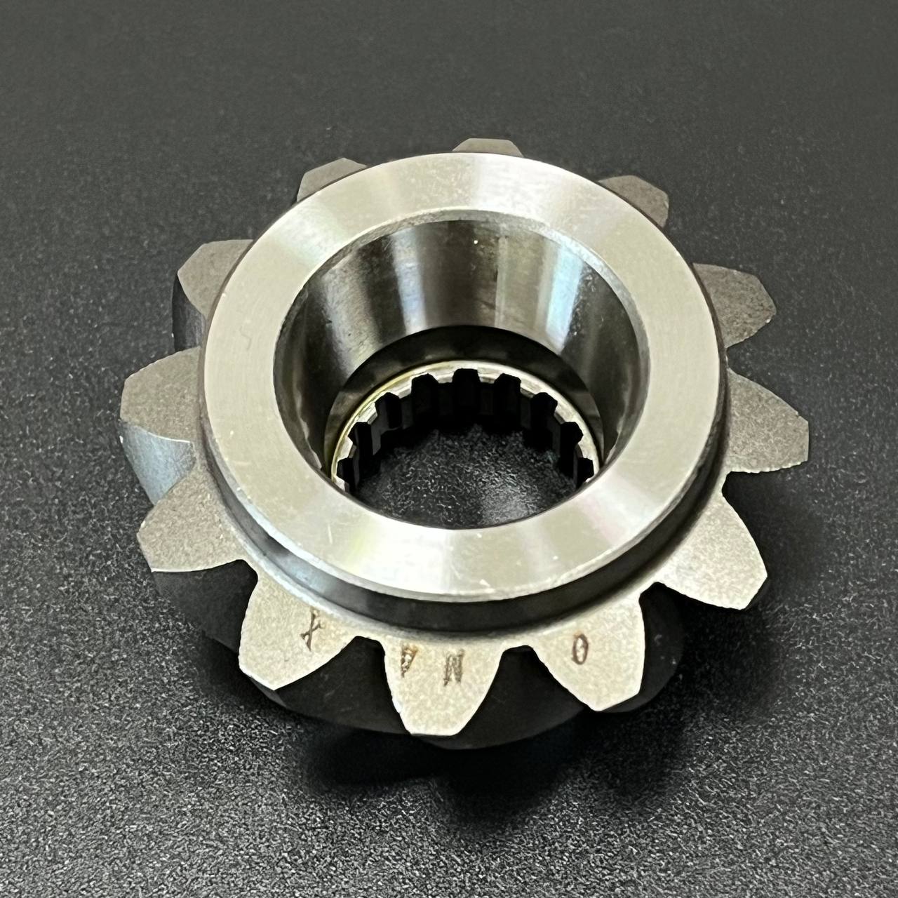 картинка Шестерня вертикального вала (Пиньон) Mercury 60-115 (43-882812) (Omax)