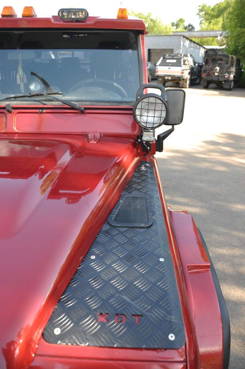 картинка Защита крыльев KDT Land Rover Defender 110/90 (накладки)