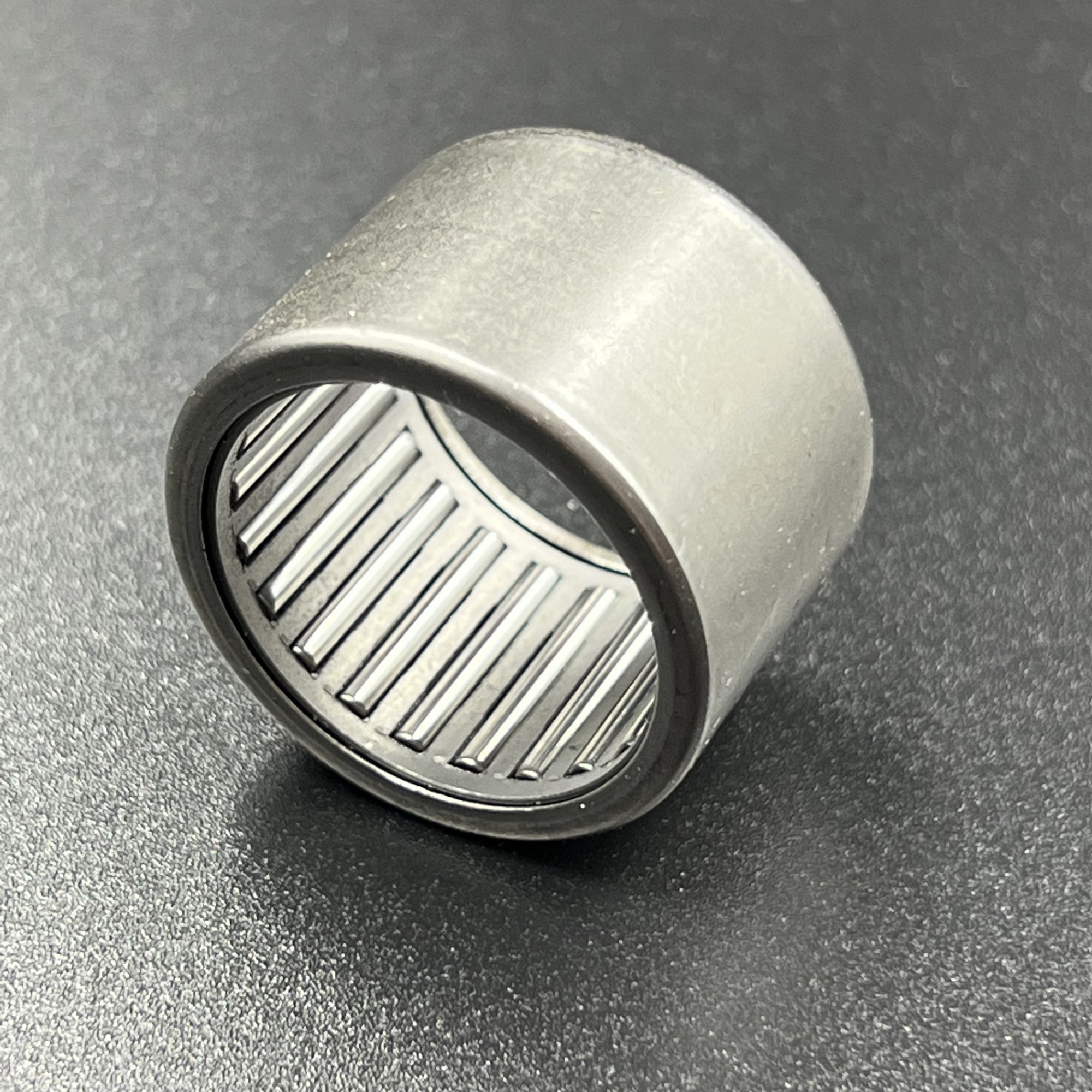 картинка Подшипник игольчатый Yamaha 40-70, F25-60 (22x28x20) (YUELANG)