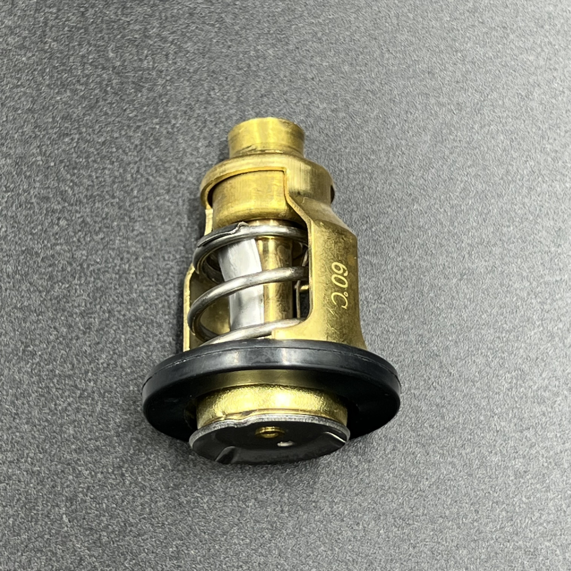 картинка Термостат Suzuki DF90-300, DF70-90 60℃ (17670-90J01) (PREMARINE)