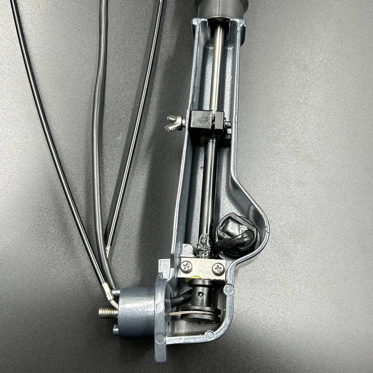 картинка Румпель Yamaha 9.9-15, F6-8 (в сборе) (YUELANG)