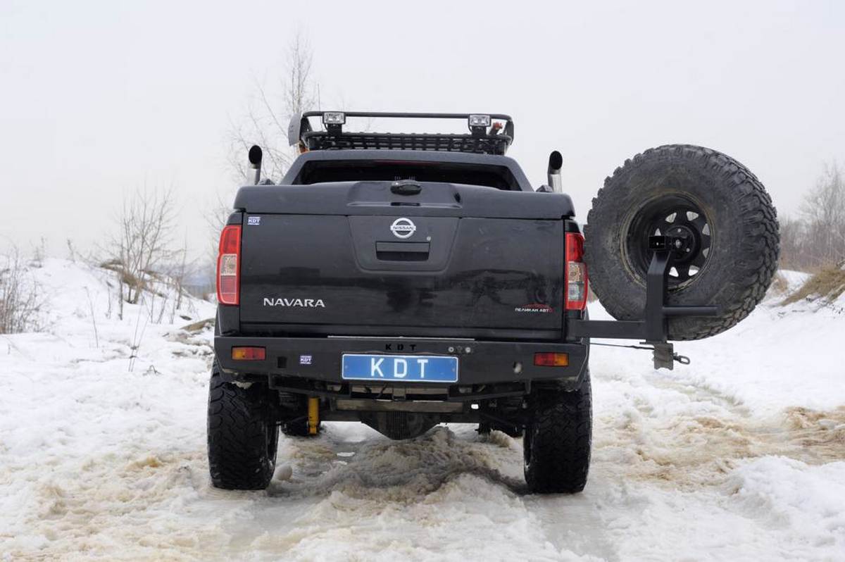 картинка Бампер задний KDT для Nissan Navara