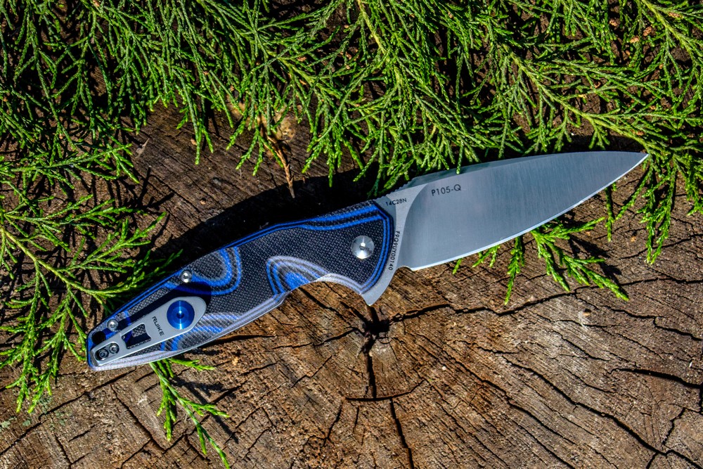 картинка Нож Ruike Fang P105 черно-синий