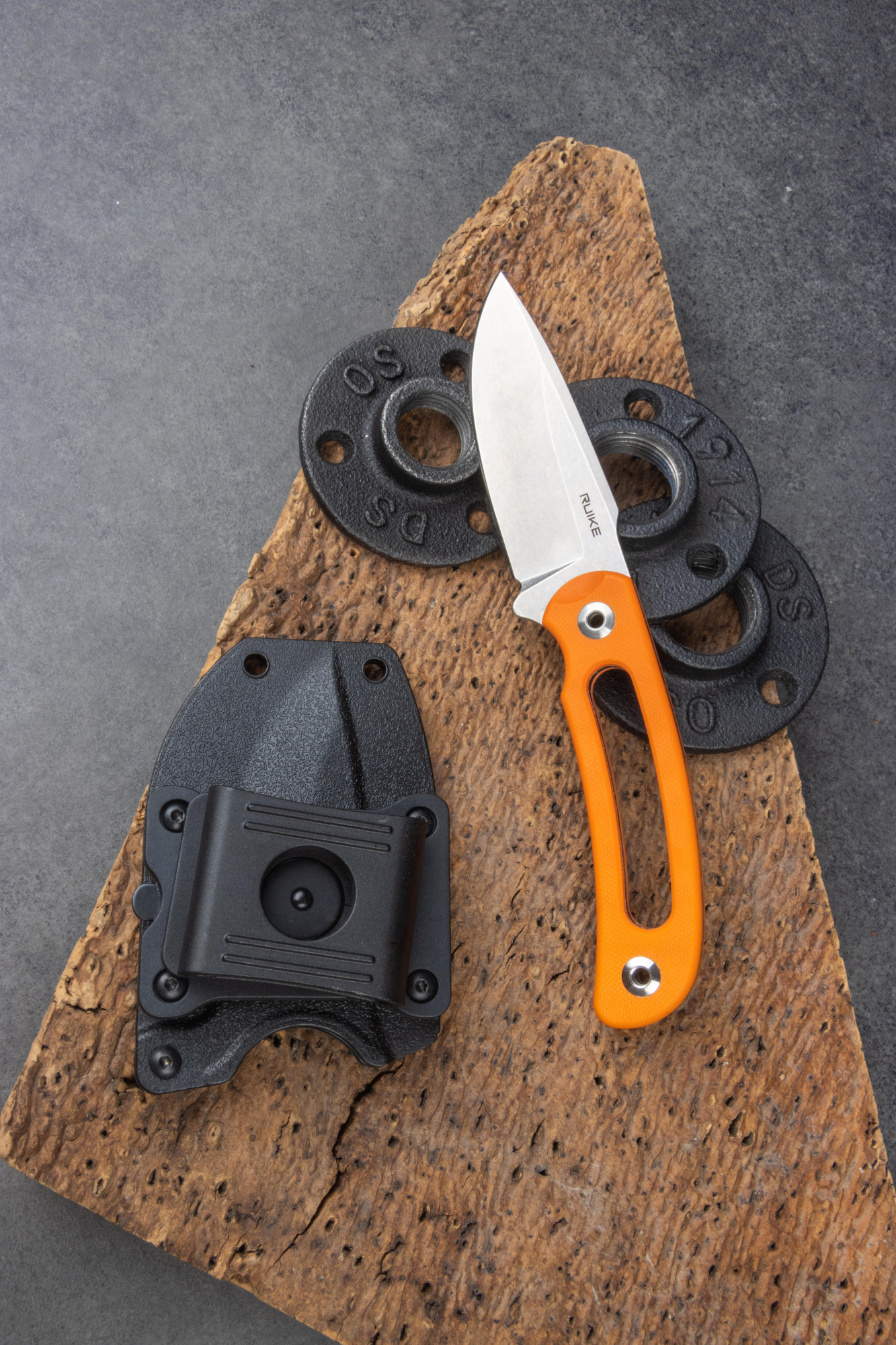 картинка Нож Ruike Hornet F815 черный