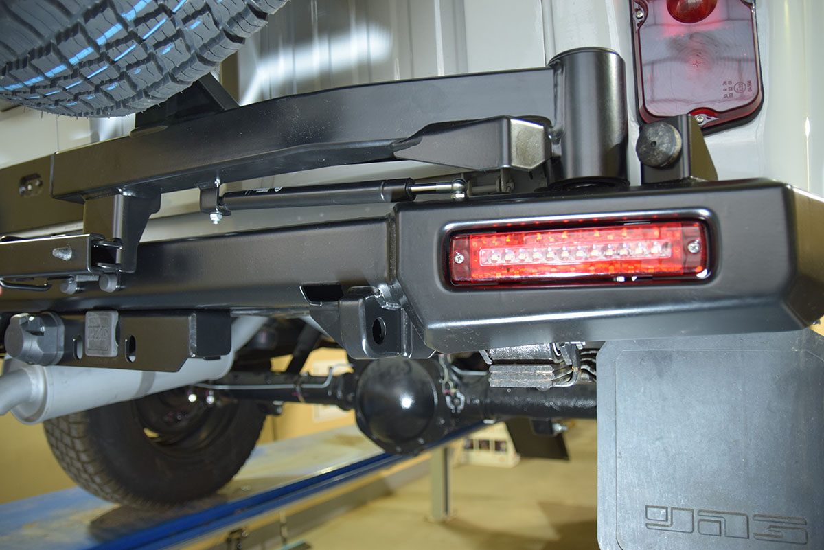 картинка Бампер задний УАЗ Хантер с фонарями, калиткой, возможностью установки фаркопа, стандарт RIF469-21225 "РИФ"