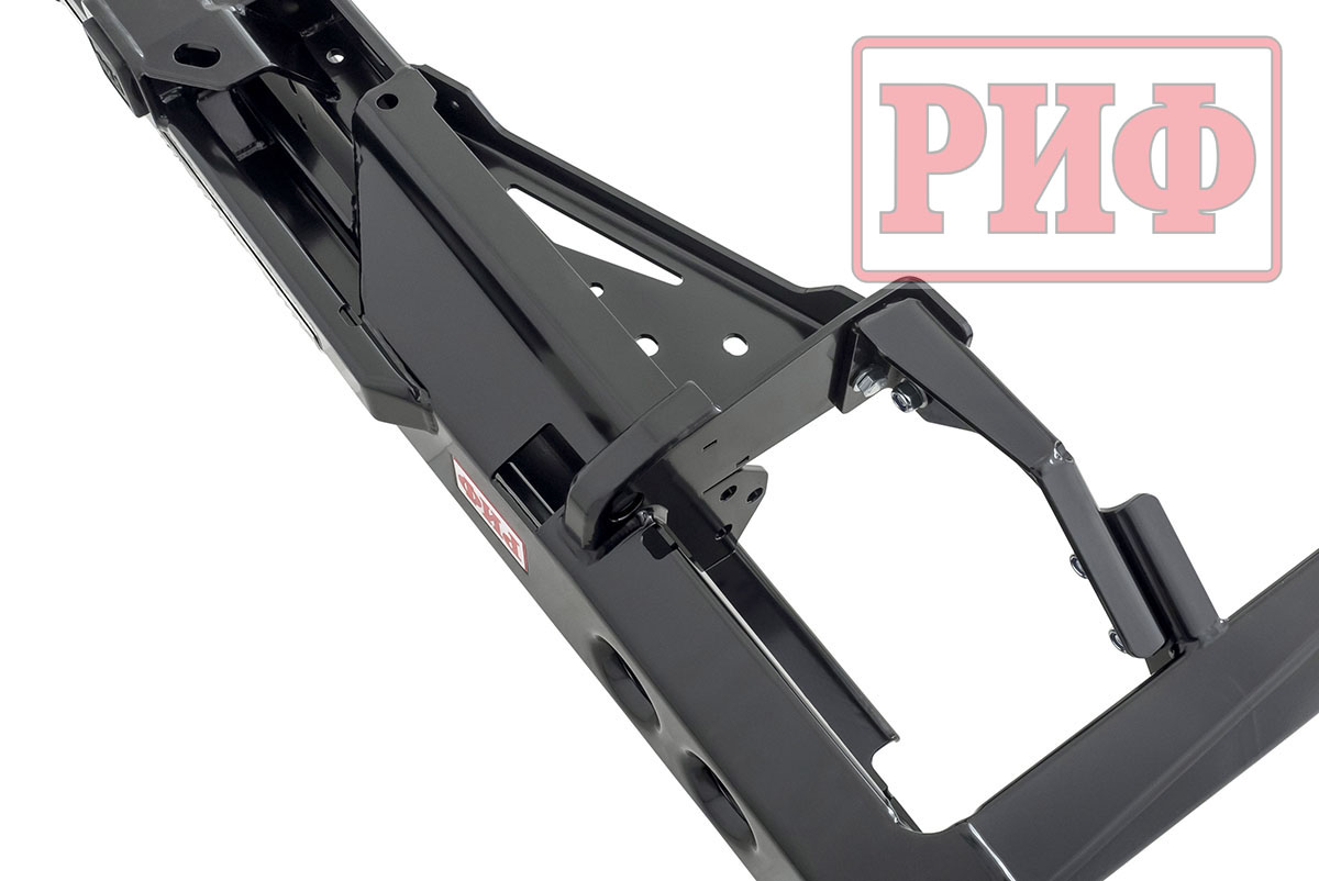 картинка Бампер задний РИФ Toyota Land Cruiser 76 2007+ с квадратом под фаркоп и фонарями