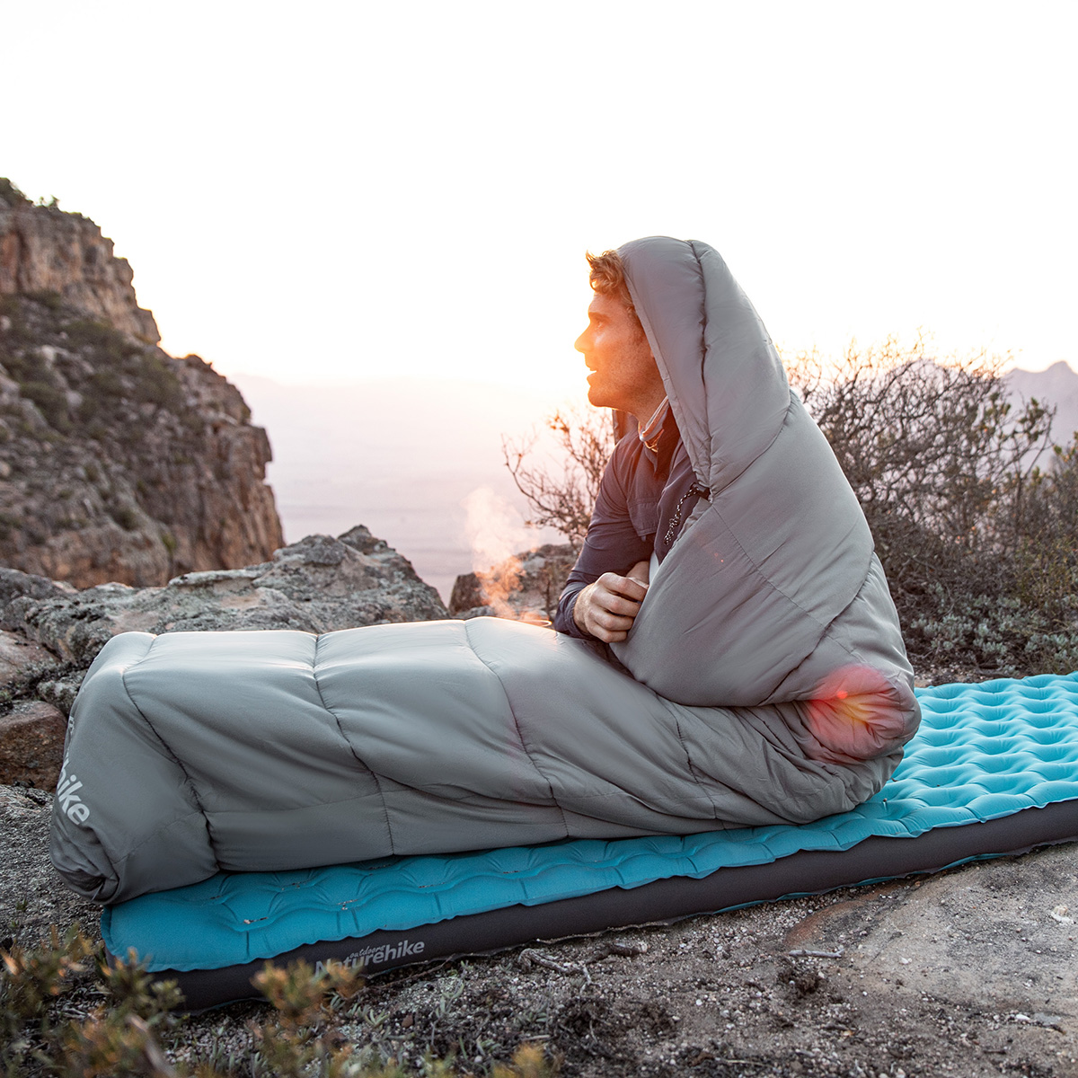 Спальный мешок Naturehike CNK2350WS023 MS500 с капюшоном, зеленый, молния справа