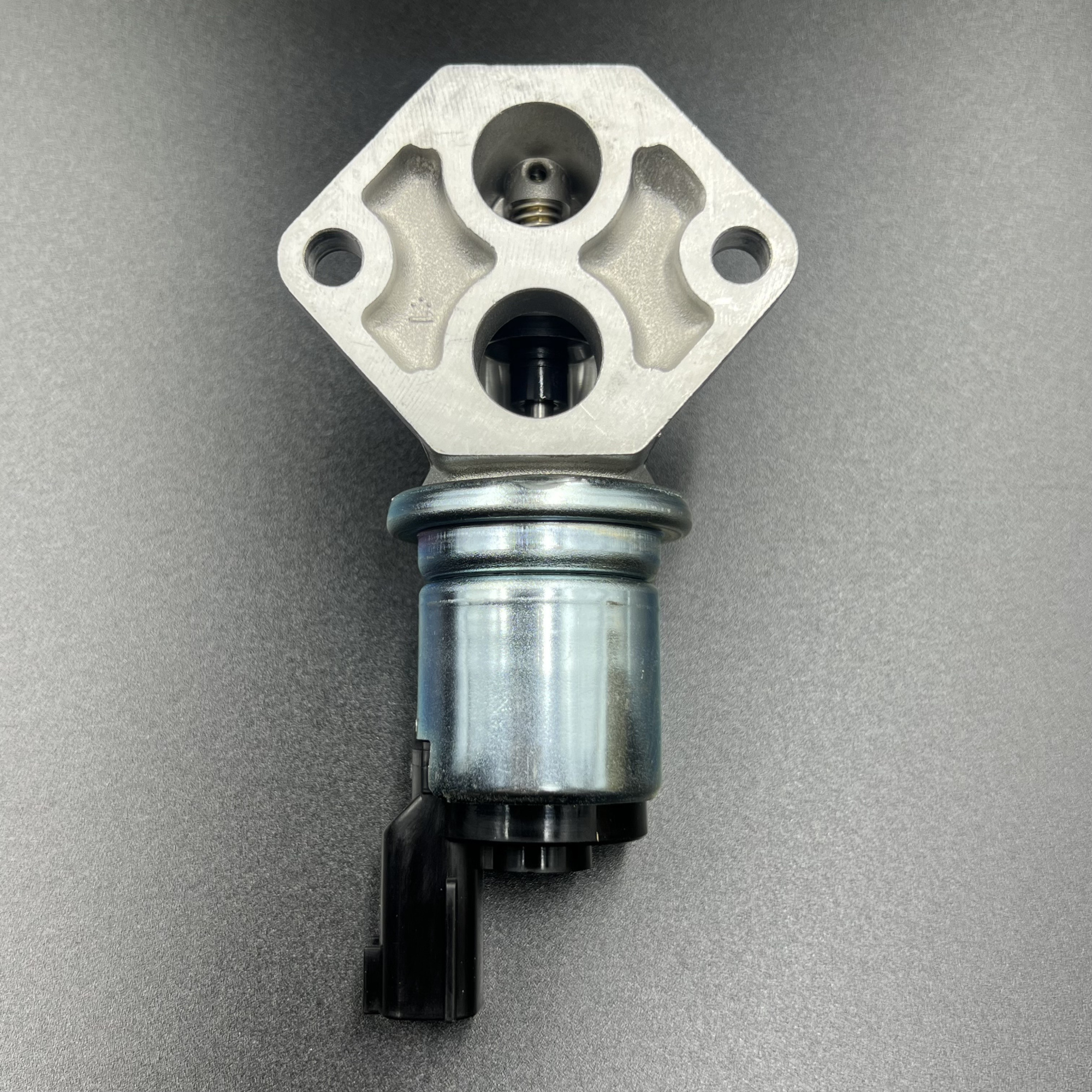 картинка Клапан холостого хода Suzuki DF90-140, DF100-140(A) (Suzuki)