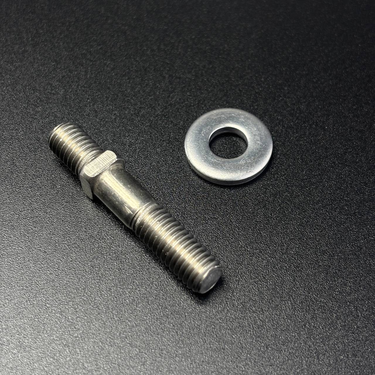 Болт крепления поддона Yamaha 25-30 (689-W4274-00) (Yamaha)