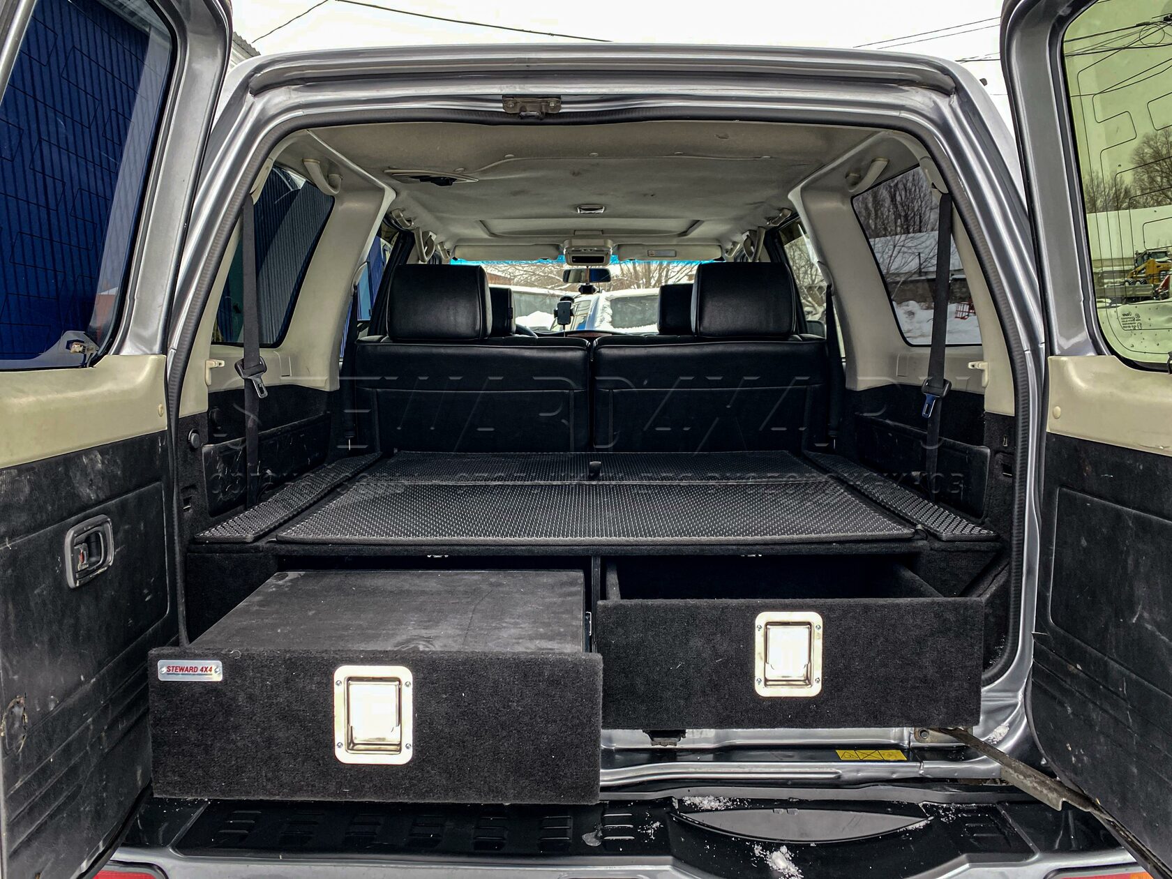 картинка Органайзер в багажник Nissan Patrol Y61 Премиум