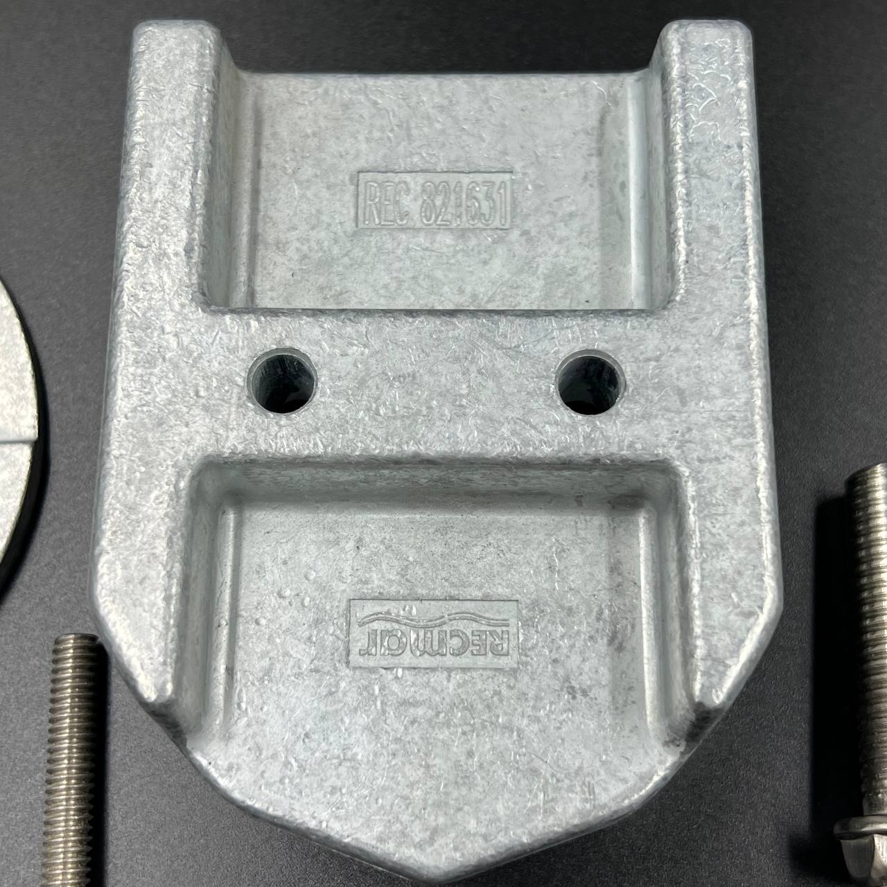 картинка Комплект анодов для MERCRUISER Alpha Gen2 (Цинковый) (888756Q01; 888756A1; 888756Q01) (MARTYR)