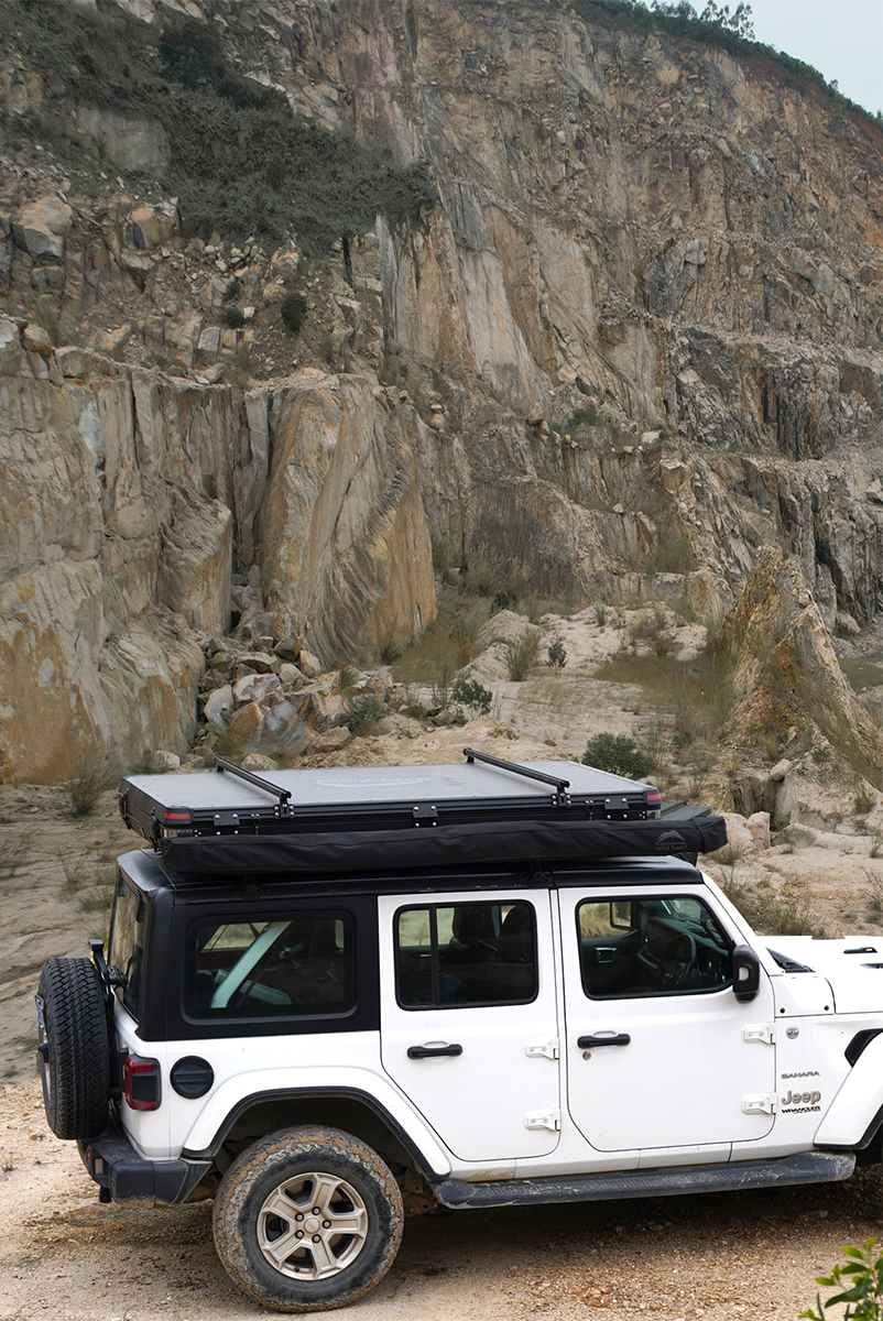 картинка Маркиза автомобильная Wild Land веерная 2,4х2,2 м (правая)