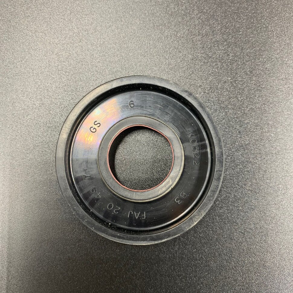 картинка Сальник коленвала YAMAHA 9.9D/15D (Old) 93101-20M10 (20x49x7) (Omax)