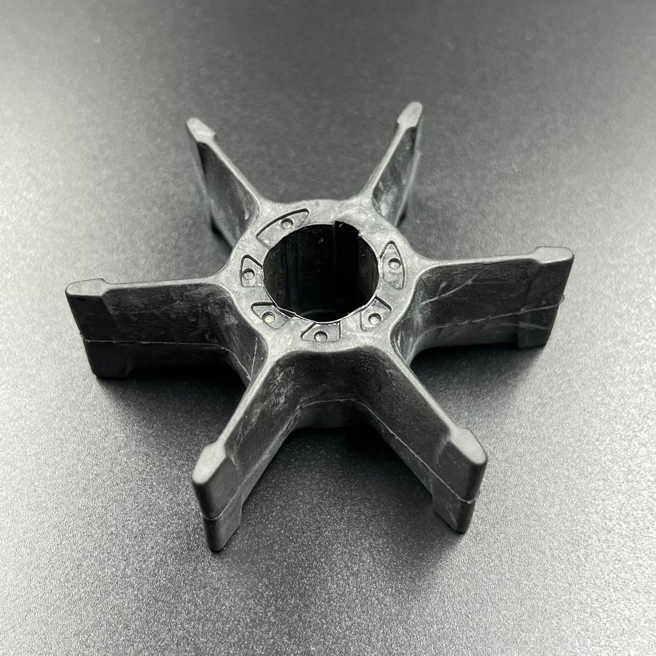 картинка Крыльчатка помпы охлаждения Yamaha 40Q, 40J (Omax)