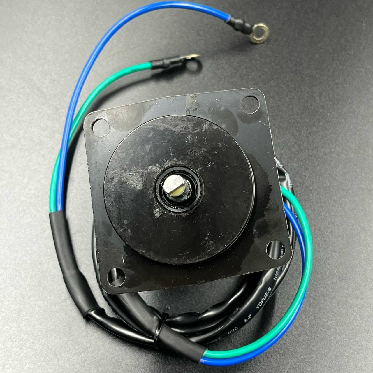 картинка Мотор гидроподъемника Yamaha F75-100 (99-03 г.в.) (HSP)