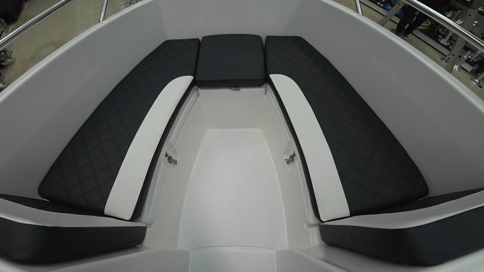 картинка Катер Феникс 510 BR