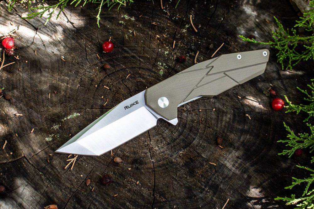 картинка Нож Ruike P138-B черный