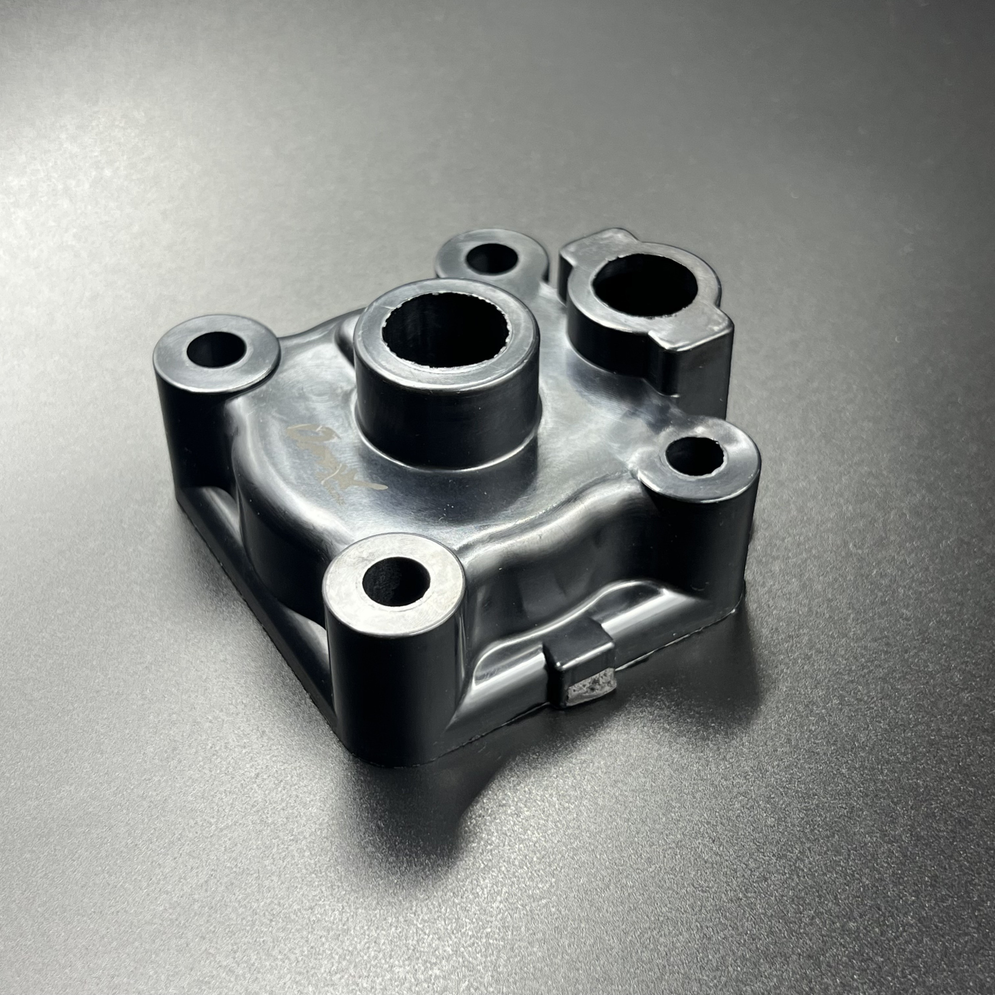 картинка Корпус помпы охлаждения Tohatsu 40-50 (TLDI) (Omax)