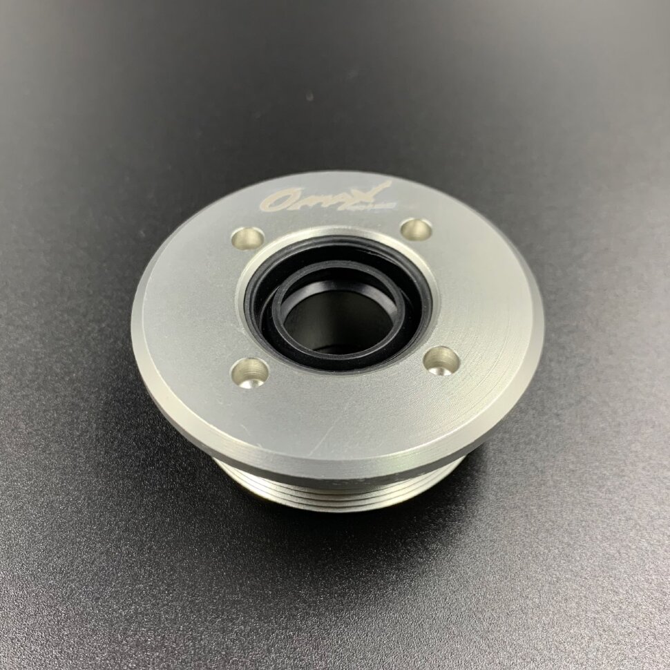 картинка Гайка вспомогательного штока гидроподъема Yamaha 50-90 (Omax)