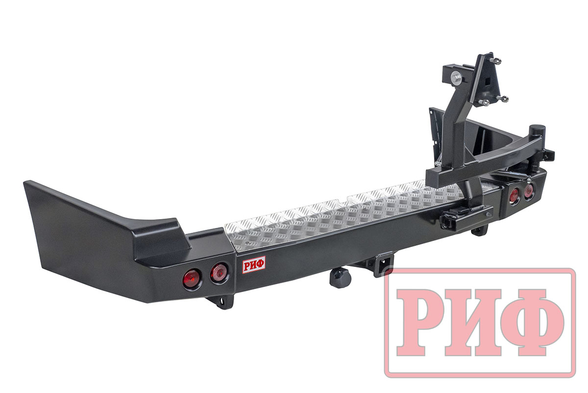 картинка Бампер задний РИФ Toyota Land Cruiser 100 с квадратом под фаркоп, калиткой и фонарями