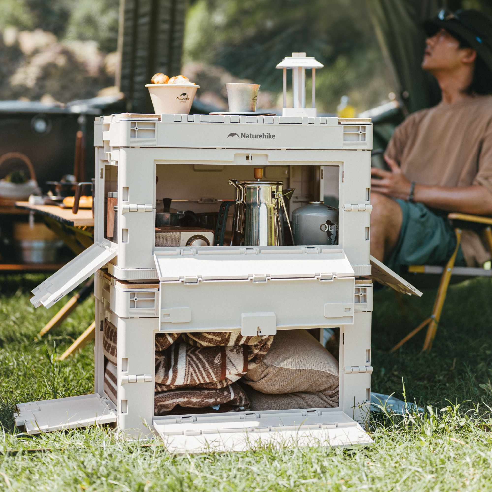 картинка Ящик туристический Naturehike 52 л, трансформер, со столешницей, бежевый