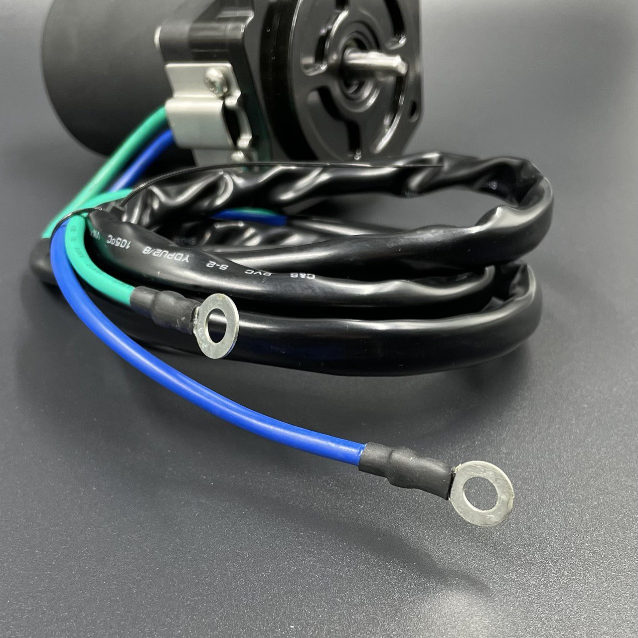 картинка Мотор гидроподъемника Yamaha F80-100 (впрыск) (SYS)