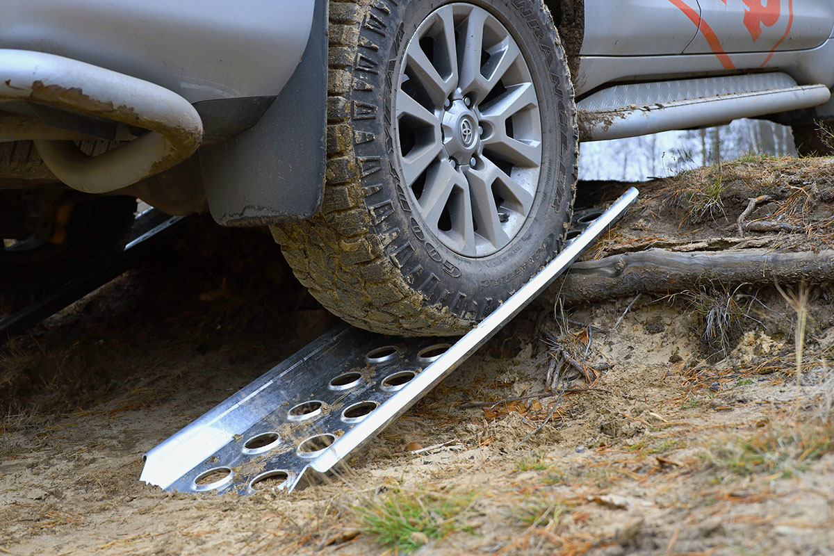 картинка Сенд-траки (аппарели) РИФ 148x48 см алюминиевые усиленные (2 шт.)