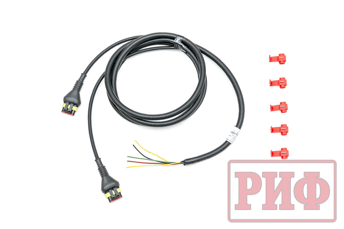 картинка Бампер задний РИФ Toyota Land Cruiser 200 2007-2012 с квадратом под фаркоп и фонарями