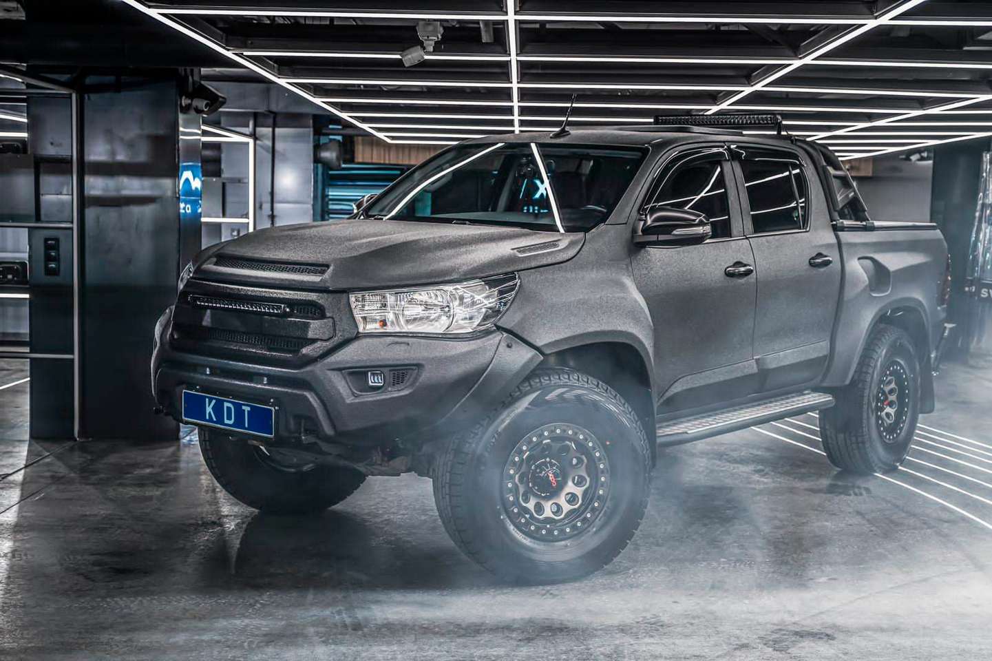 Капот композитный Катран HILUX 2015