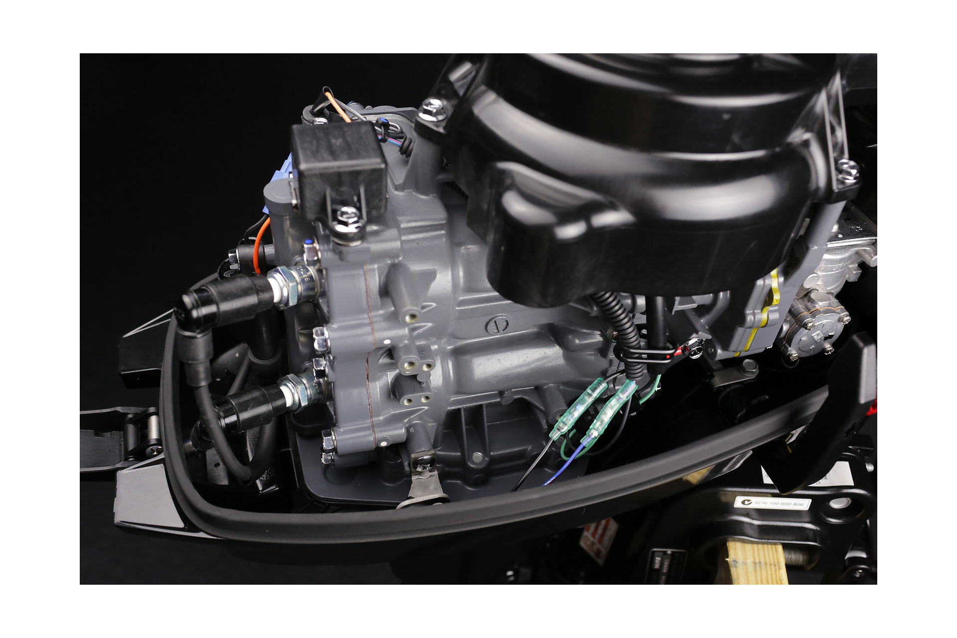 картинка Мотор лодочный Suzuki DT15AS