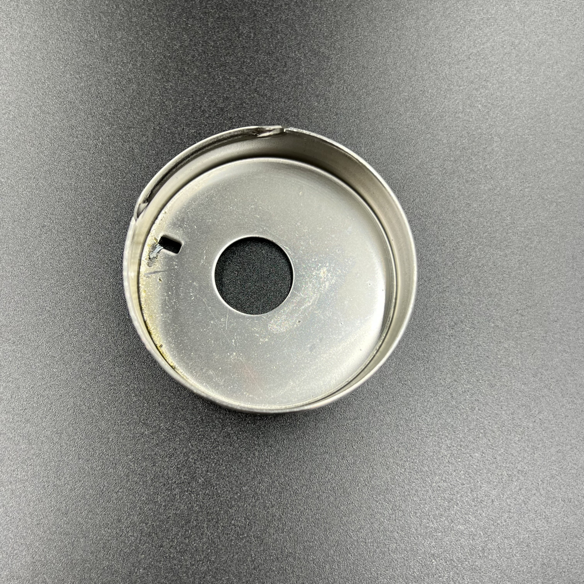 картинка Стакан помпы охлаждения Suzuki DF40-60(A); DF25 (V-Twin) (Kacawa)