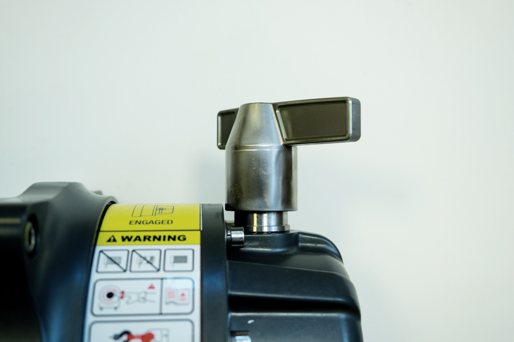 картинка Лебедка Runva 9500 lbs, 12В 4350 кг IP67