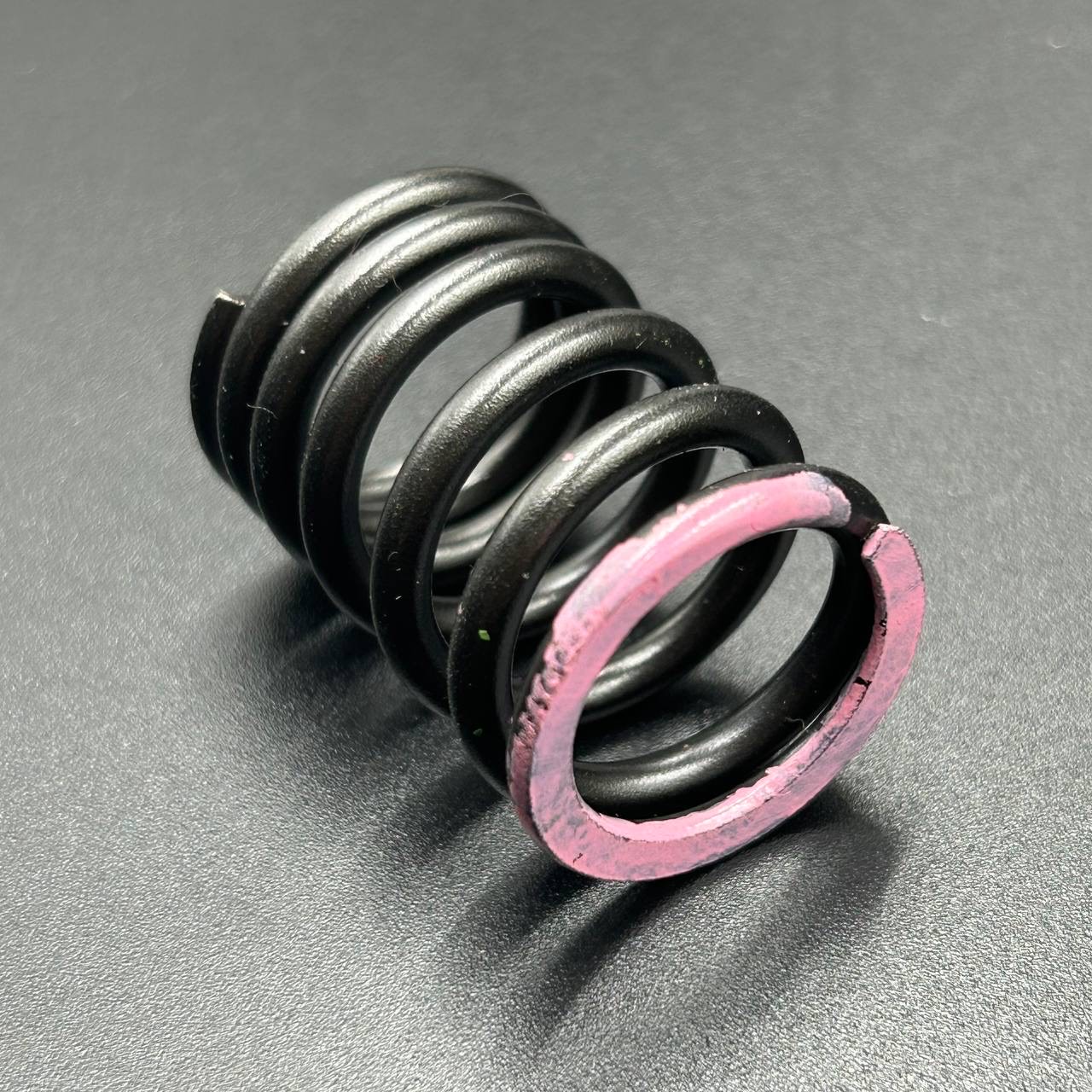 Пружина клапана Suzuki DF 9.9-15 (Suzuki)