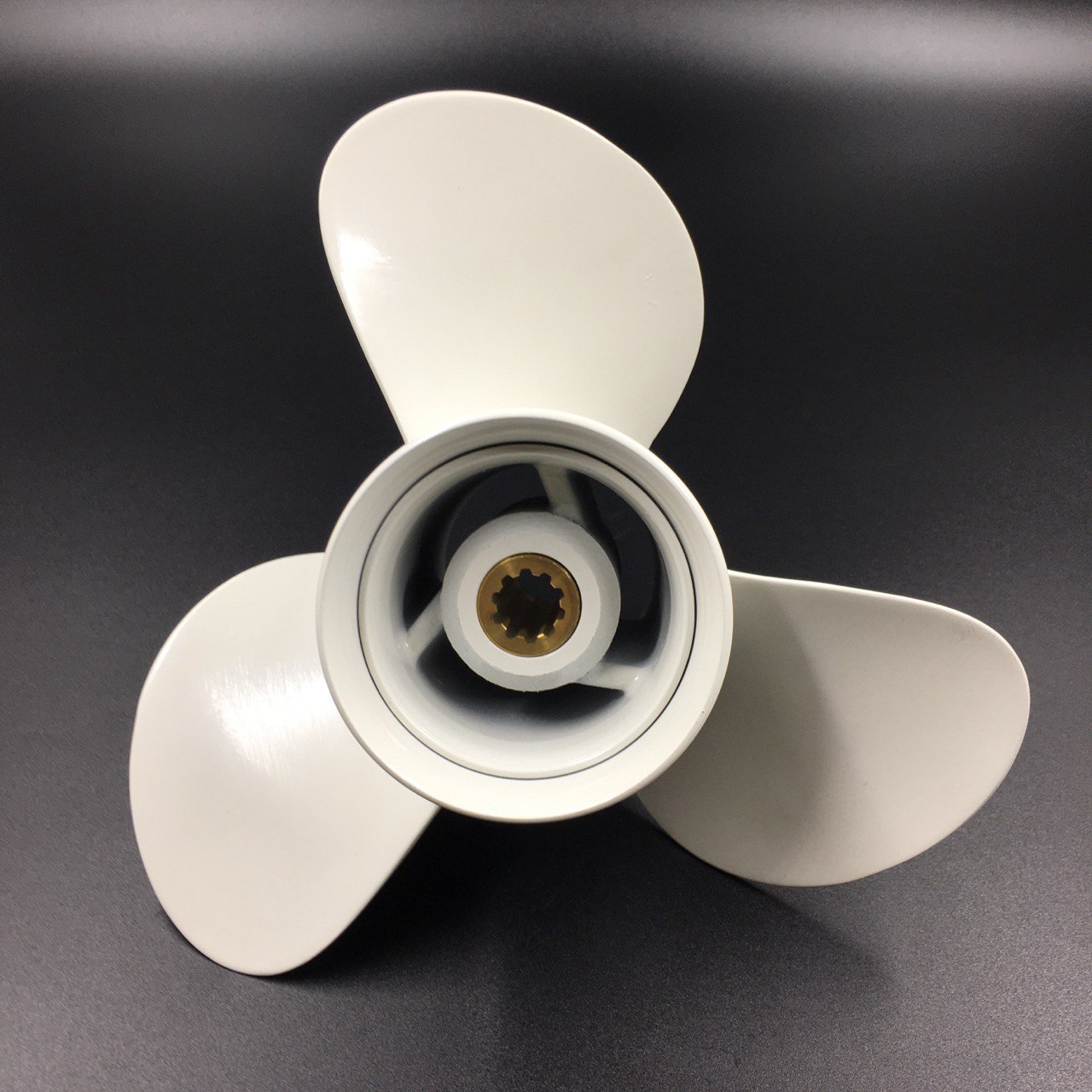 картинка Гребной винт Tohatsu 25-30 (3x9.9x10) (E.Chance)