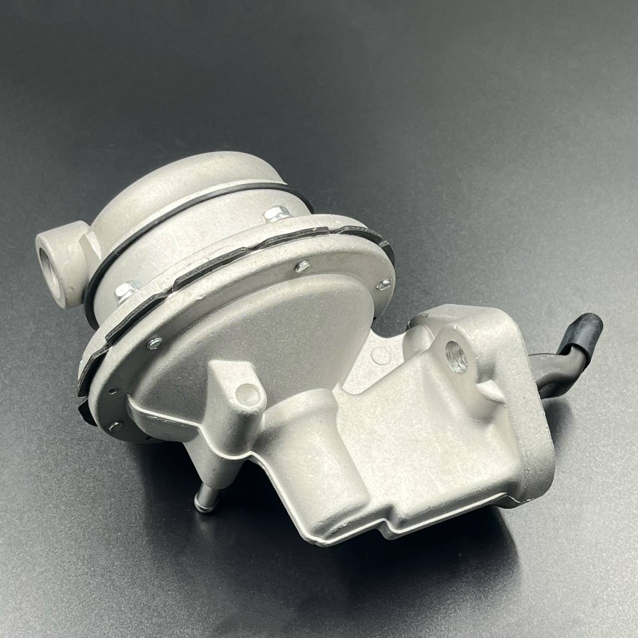 Топливный насос механический 7.4L, 8.2L (18-8860)  (JSP)