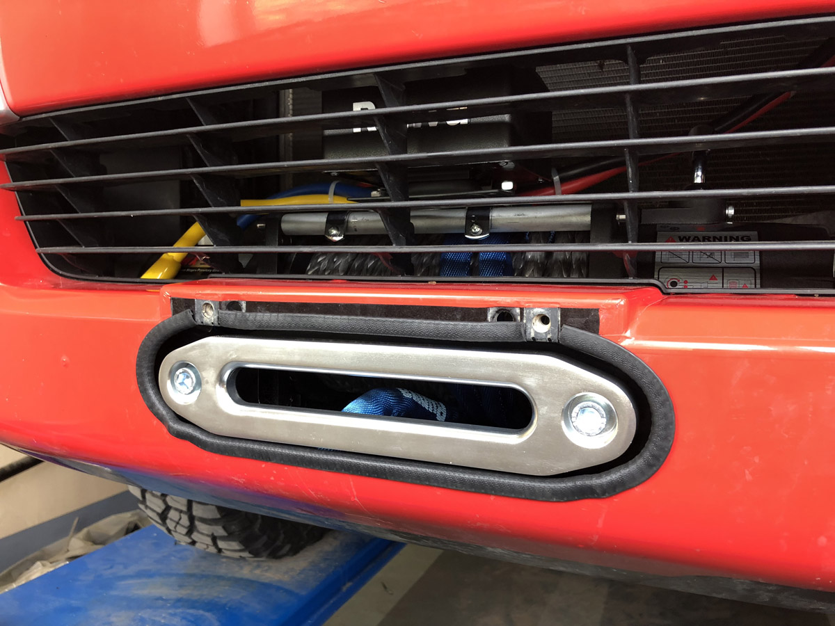 картинка Площадка лебедки Toyota Fortuner 2015+