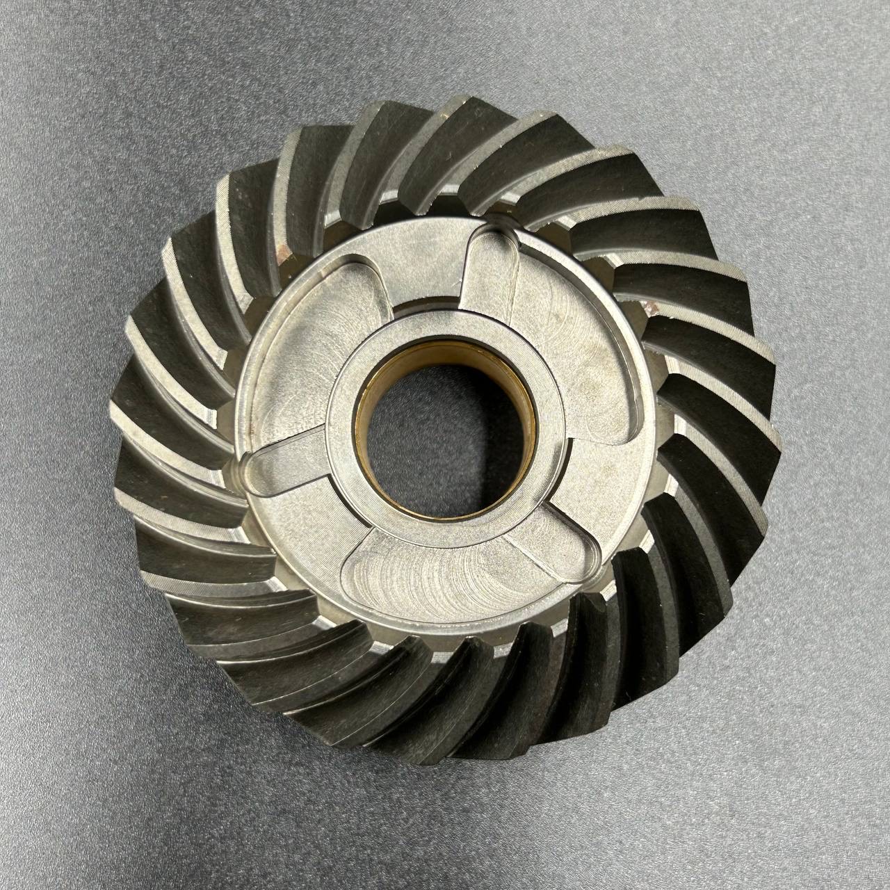 Шестерня переднего хода Tohatsu 40-50 (3C8-64010-0) (Osaka)