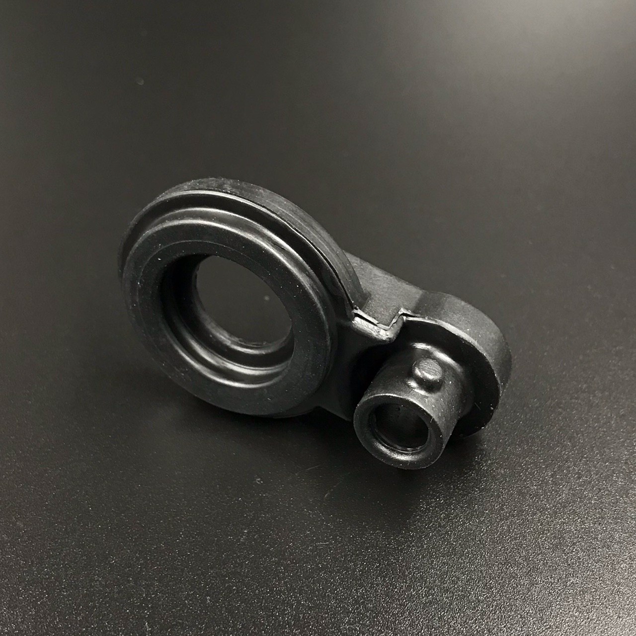 картинка Уплотнение водяной трубки помпы Suzuki DF 8-20A