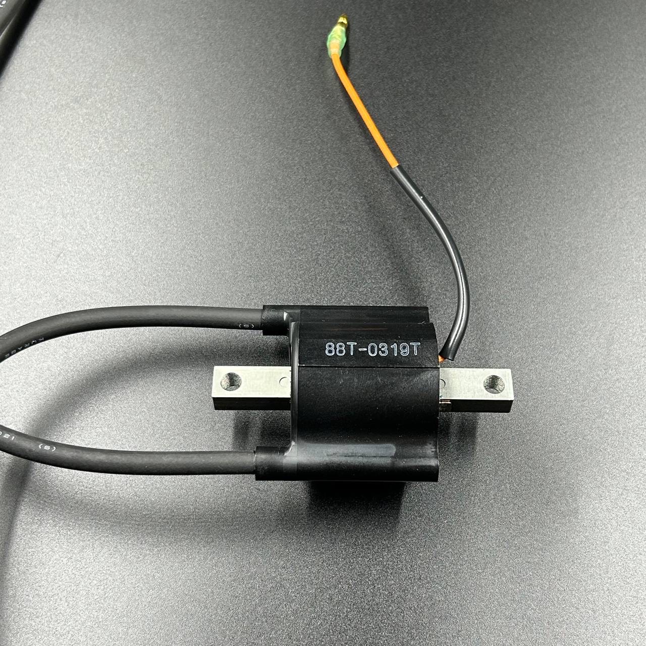картинка Катушка высоковольтная Yamaha VK540 (88T-82310-01; 8AB-82310-09) (Yamaha)