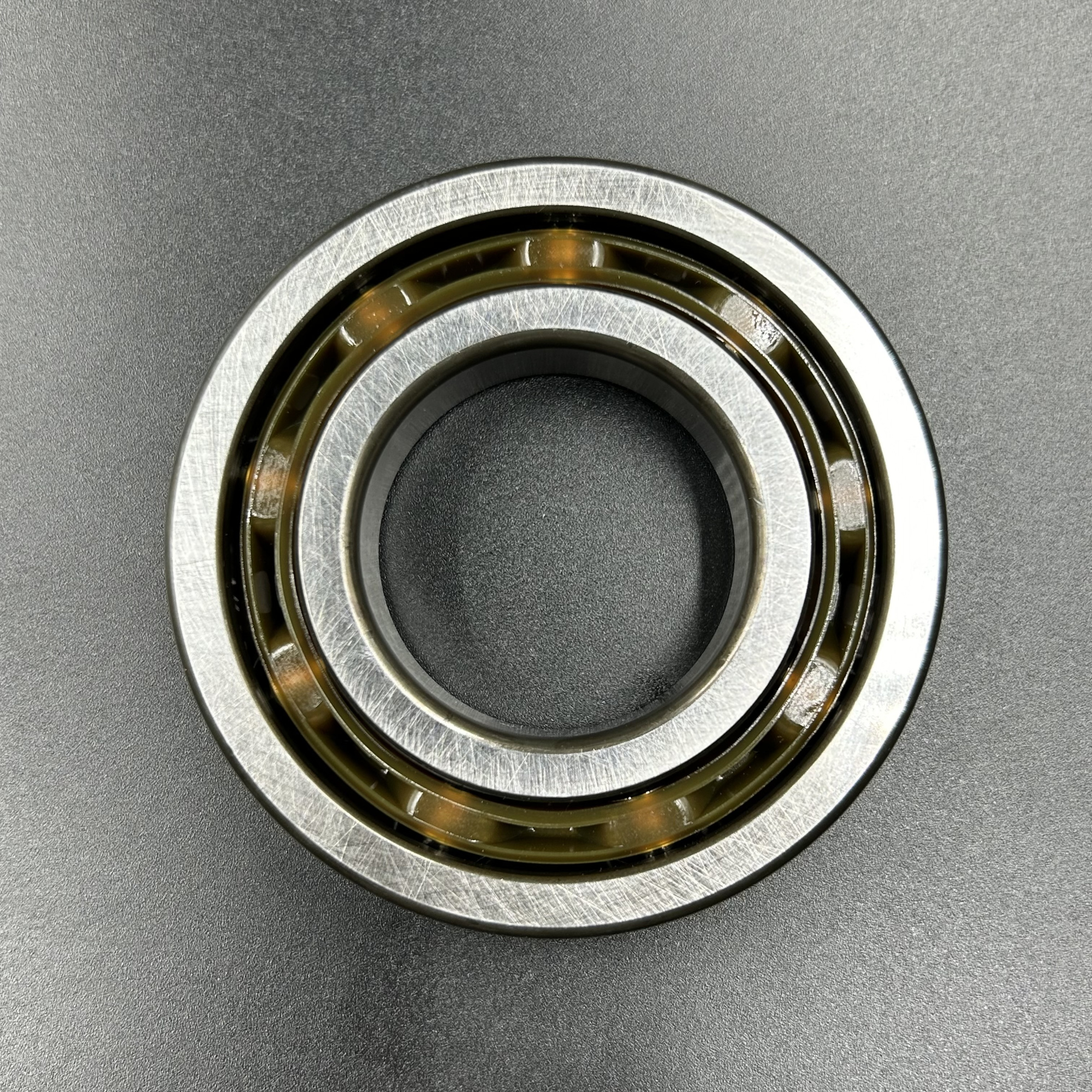 Подшипник шариковый Yamaha 115-225, F75-130 (40x80x18) (Yamaha)