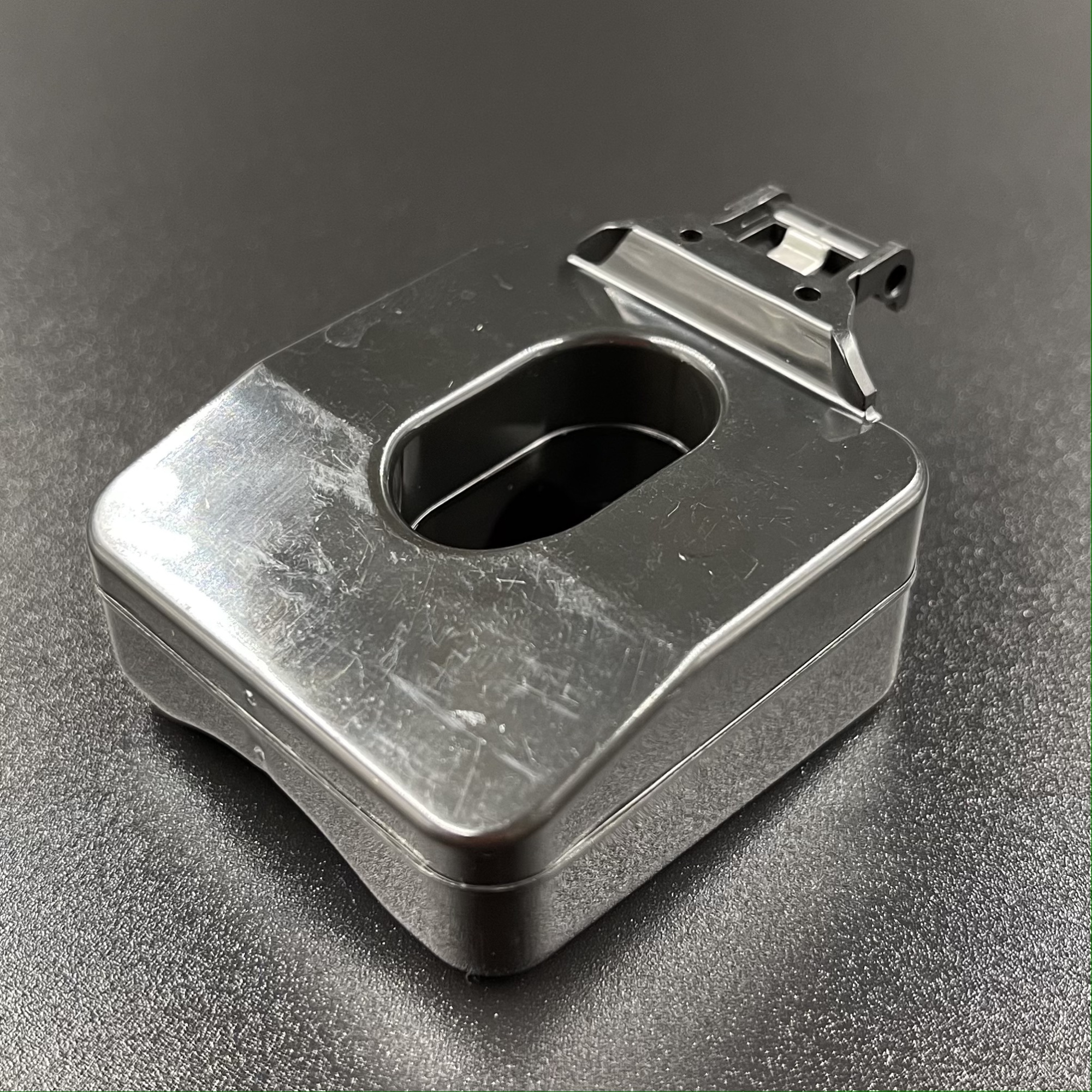 картинка Поплавок карбюратора Yamaha 40-90, F75-100 (Omax)