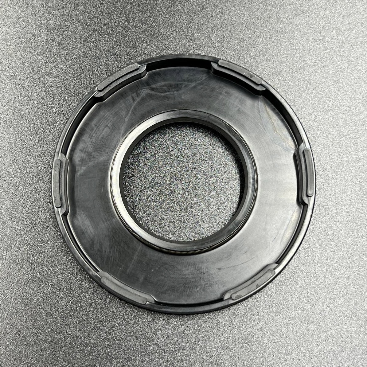 картинка Сальник коленвала BRP (09-165; 420831952) (35x72x7/8) (Osaka)