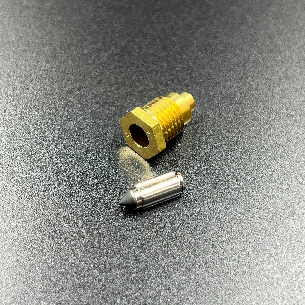 картинка Игла поплавковой камеры карбюратора Yamaha 40-70, F80-100 (Yamaha)