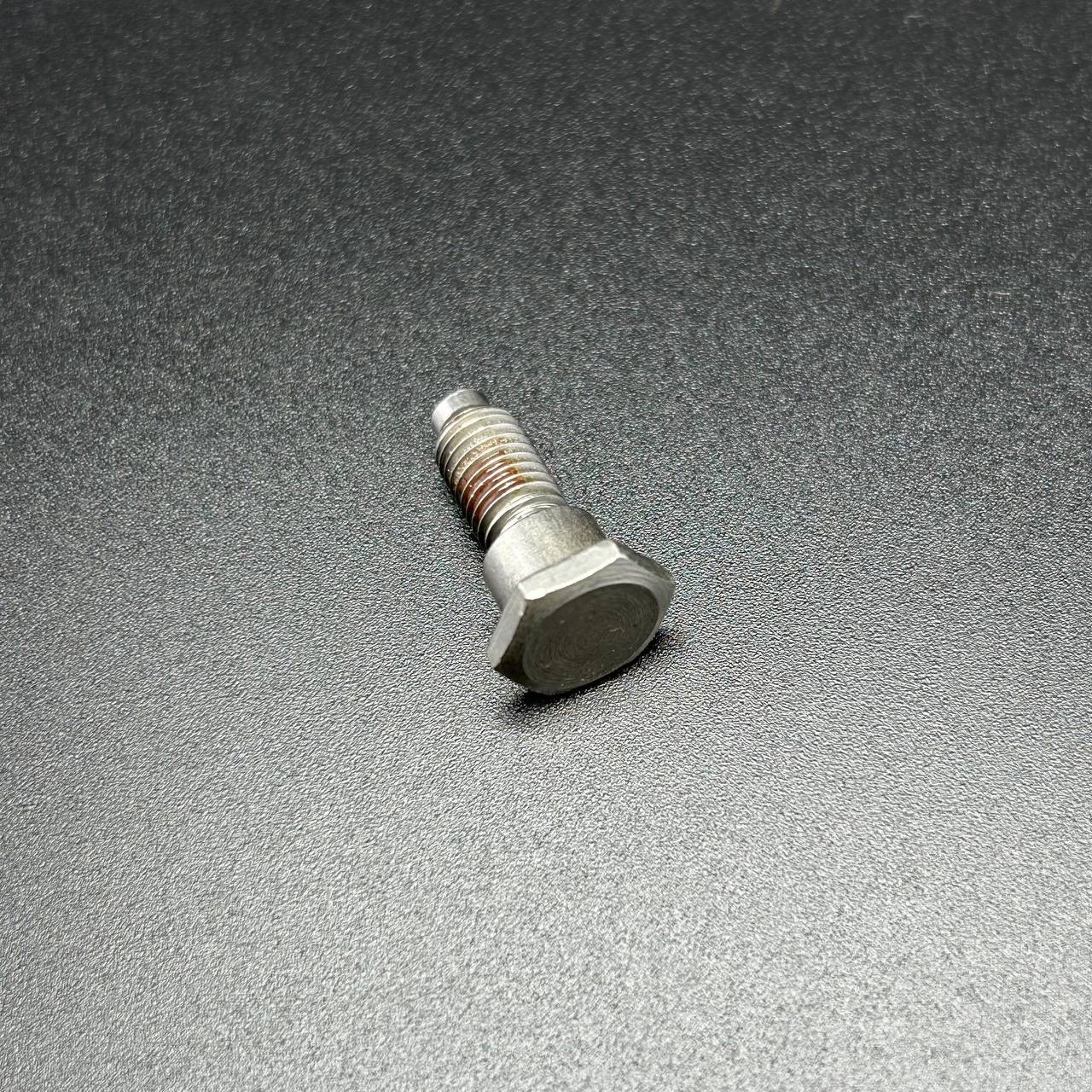 картинка Болт стальной диам. 6 мм SCREW (Quicksilver)